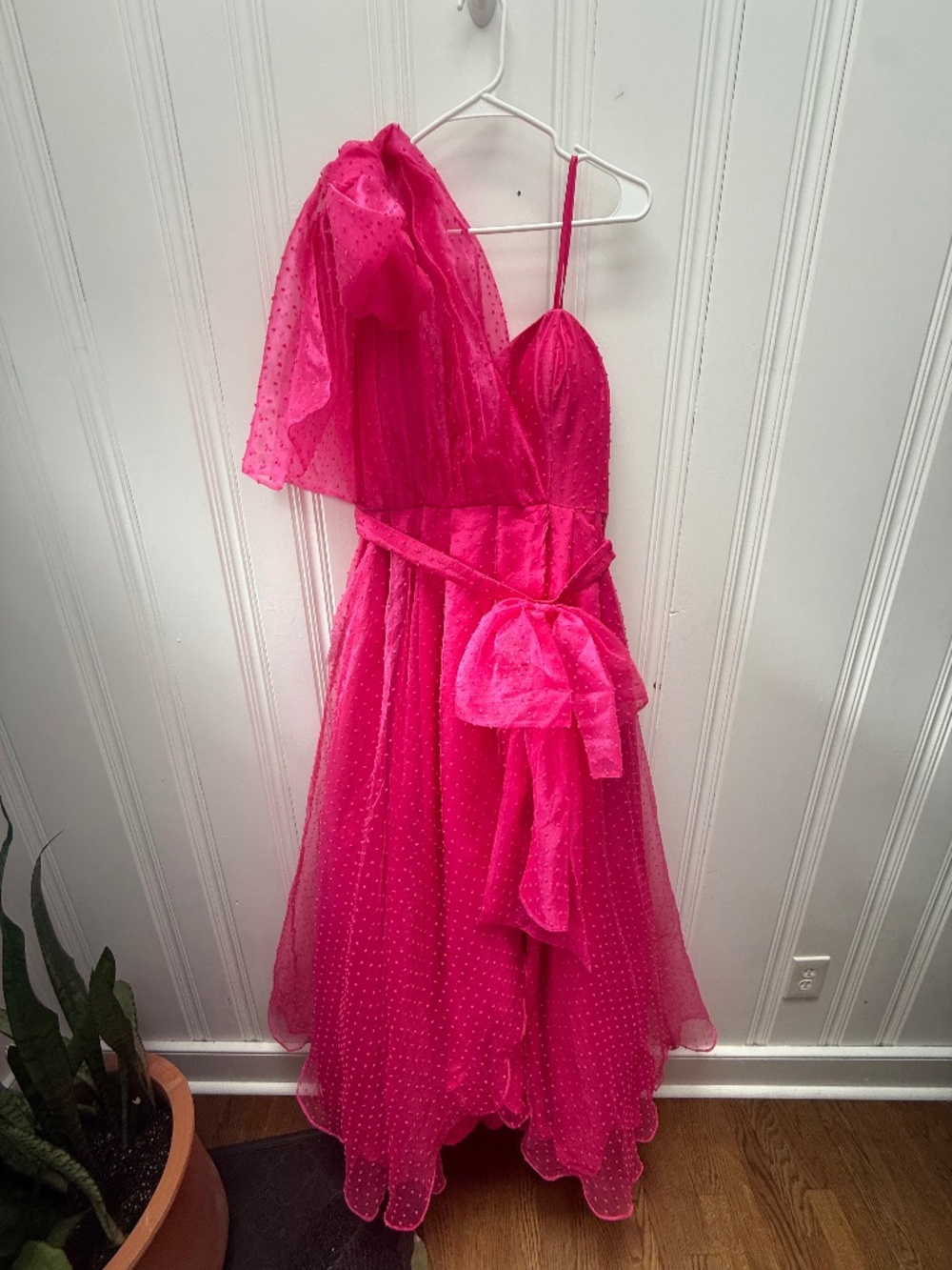 NWT Bariano Australia Hot Pink One Shoulder Formal Gown US 12